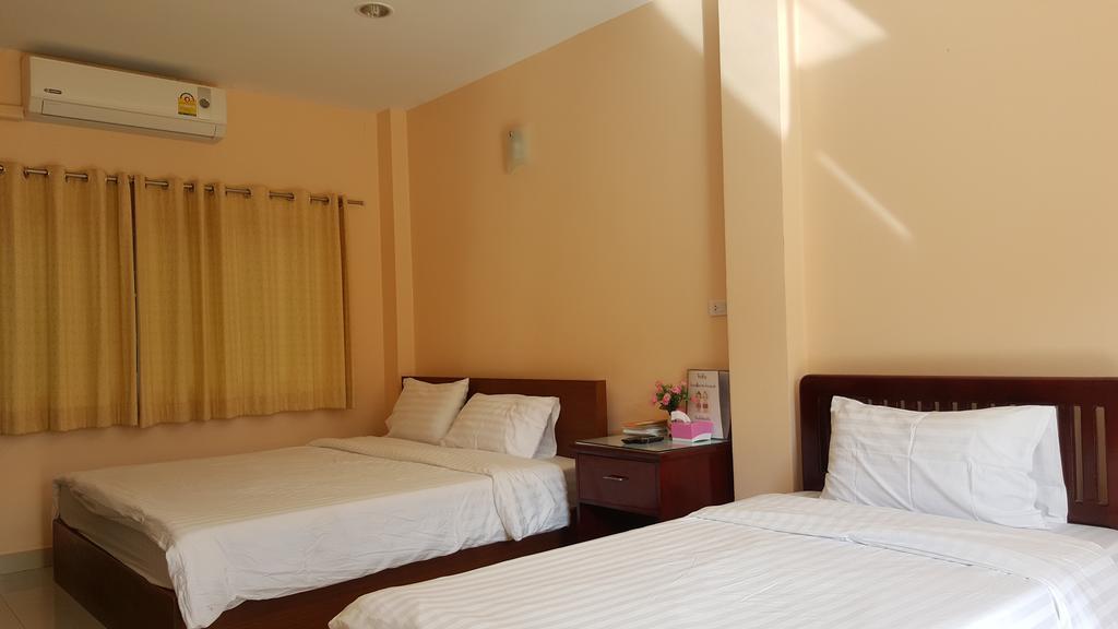 Jirasin Hotel & Apartment Ранонг Экстерьер фото