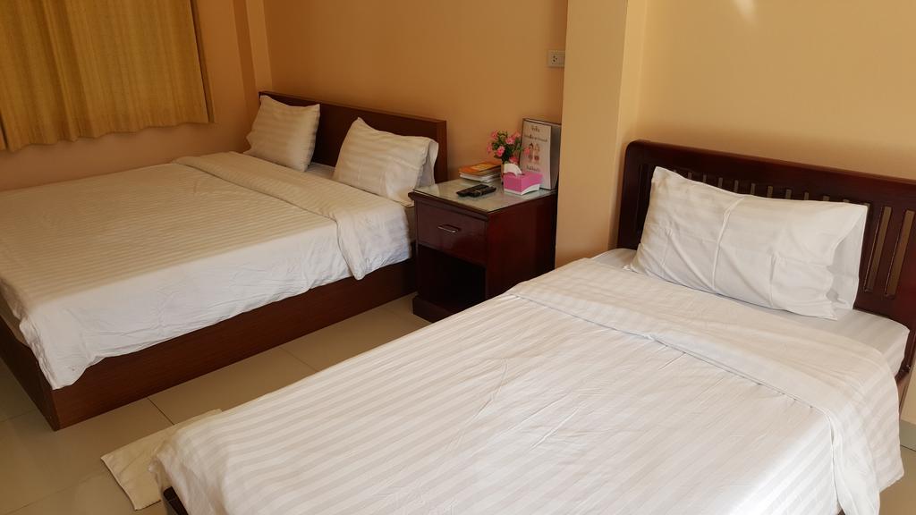 Jirasin Hotel & Apartment Ранонг Экстерьер фото